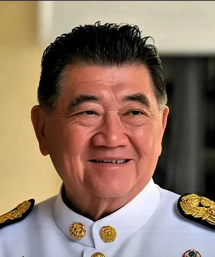 就在刚刚
泰国突然宣布了
“通话泄露”事件，为泰柬边境冲突埋下隐患。
洪森本想借