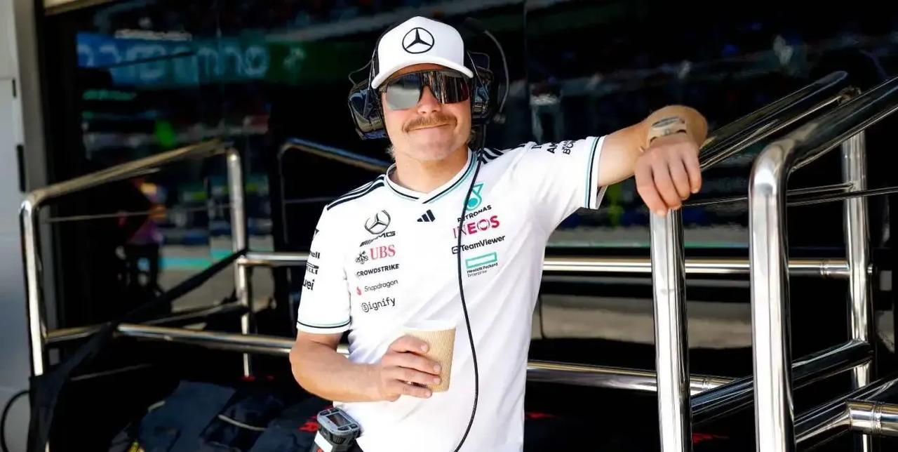 #f1# 博塔斯在社媒上分享了一段他抚摸凯迪拉克公路车座椅的视频，并附文：“哦，