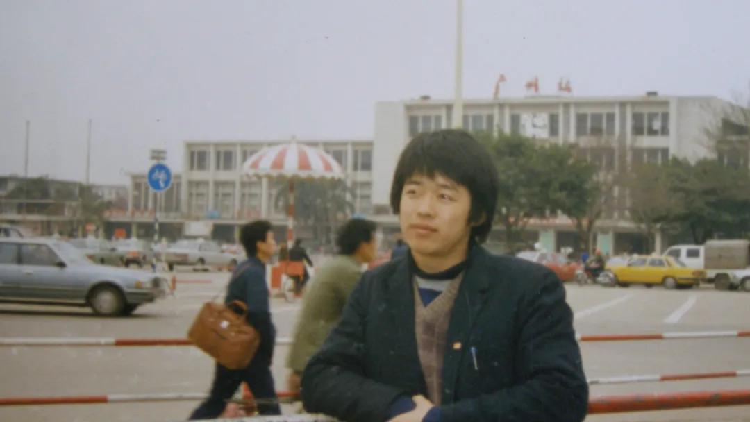 深圳或是最有正念的沃土，正念为壤，迭学为魂：深圳与亲历者戴欣明的精神共生，移民之城的精神底色