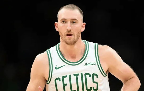 NBA常规赛，凯尔特人更新官方社媒，公布了球队伤病报告。
萨姆-豪瑟（右手腕扭伤