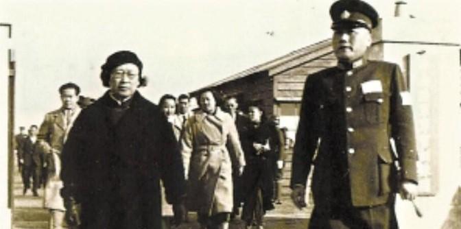 1947年，陈诚要求处决大汉奸叶蓬，蒋介石同意，时间定在“九一八”。



叶蓬