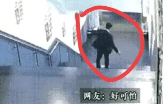 太可怕了，
意外来的猝不及防。

生活中很多看似平常的场景，都可能隐藏着危