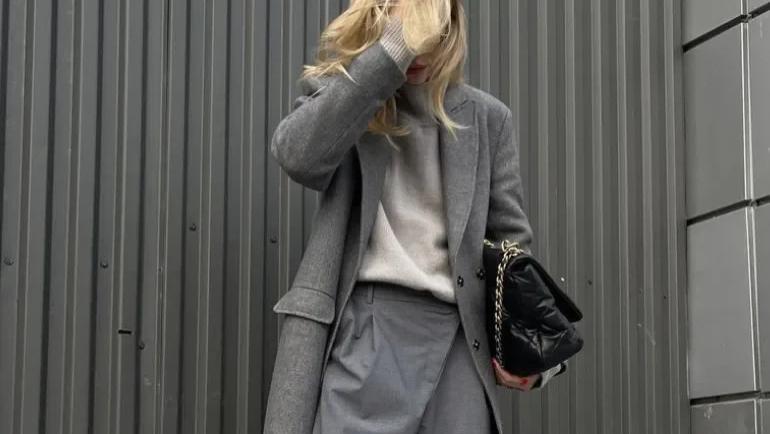 今年流行穿阔腿裤+运动鞋， 好看又松弛！