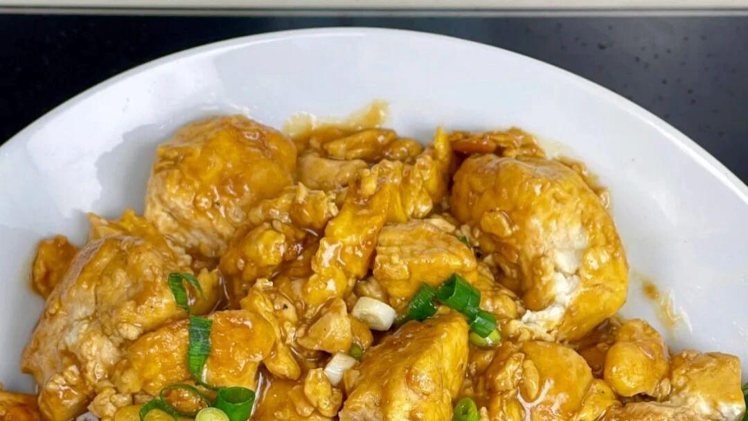 从嫩到脆：三种豆腐做法，轻松拿下你的味蕾