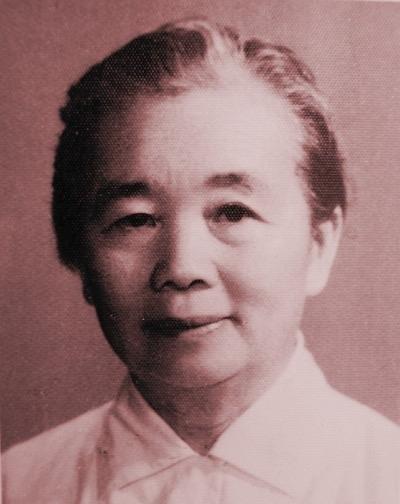 1937 年，西路军政治部主任张琴秋被俘，马家军旅长问她：“你是不是张琴秋？” 