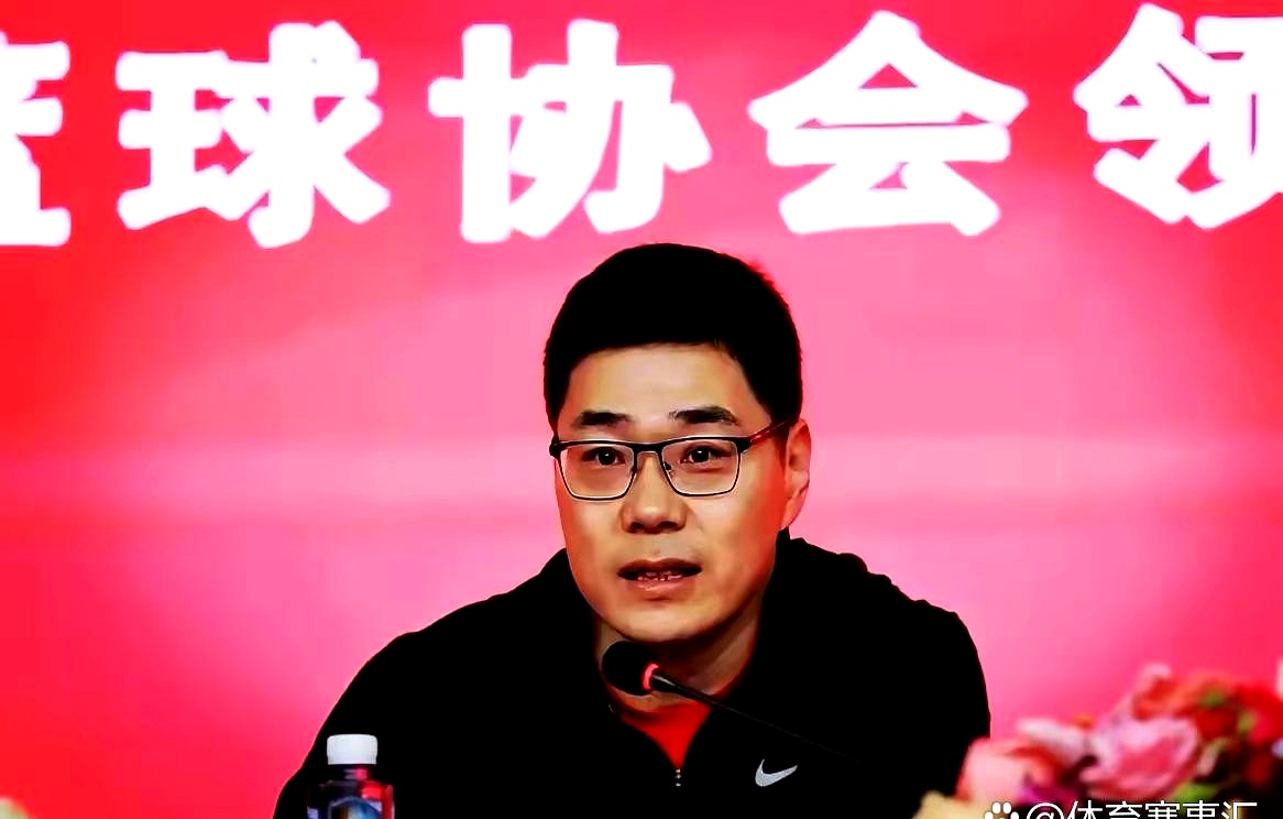 砸钱就能赢？醒醒吧！

山西队这赛季真是财大气粗，一顿操作猛如虎，差点把老牌