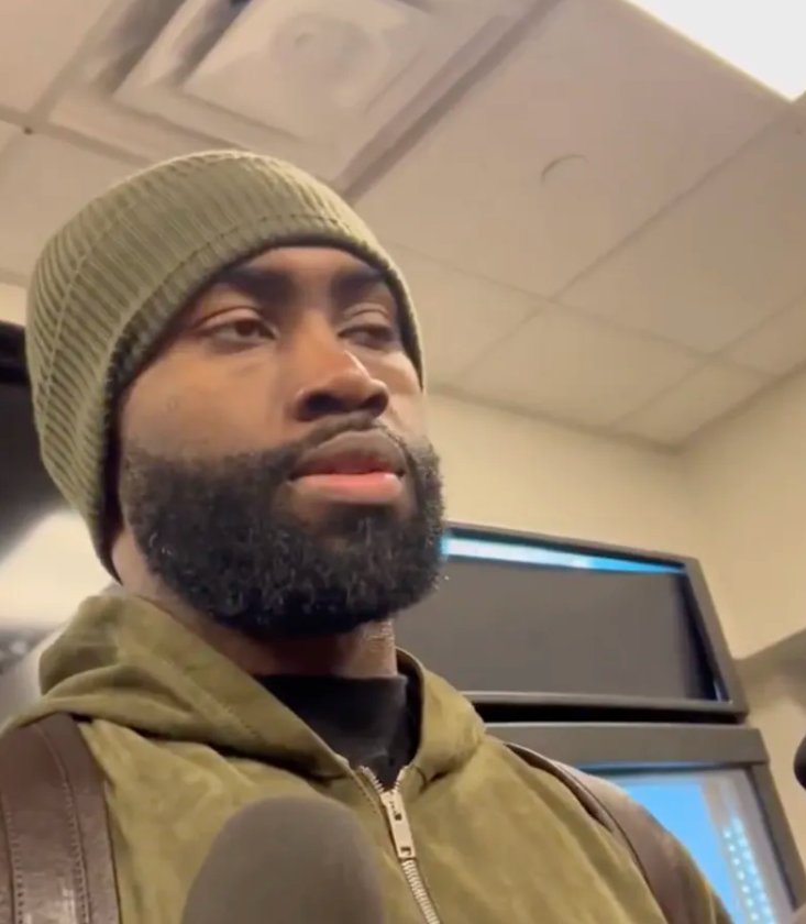 昨日NBA常规赛，凯尔特人113-99击败篮网。
凯尔特人球员杰伦-布朗接受了记