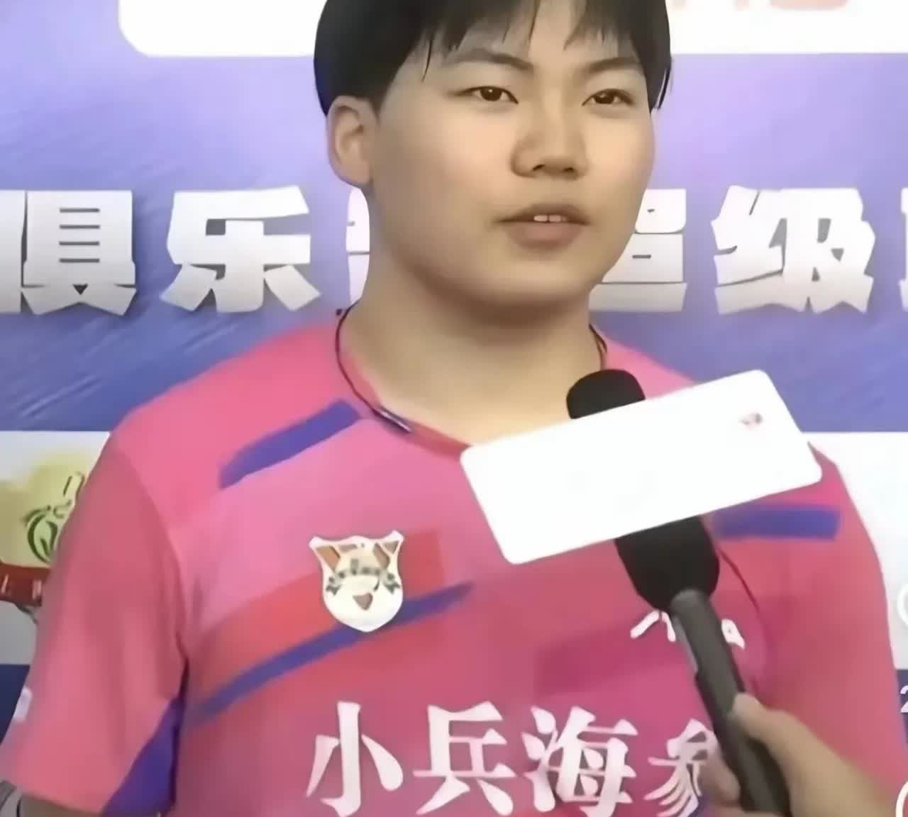 松岛辉空的脖子估计以后更低不下来了。

松岛辉空这次加盟山东鲁能绝对赚得盆满