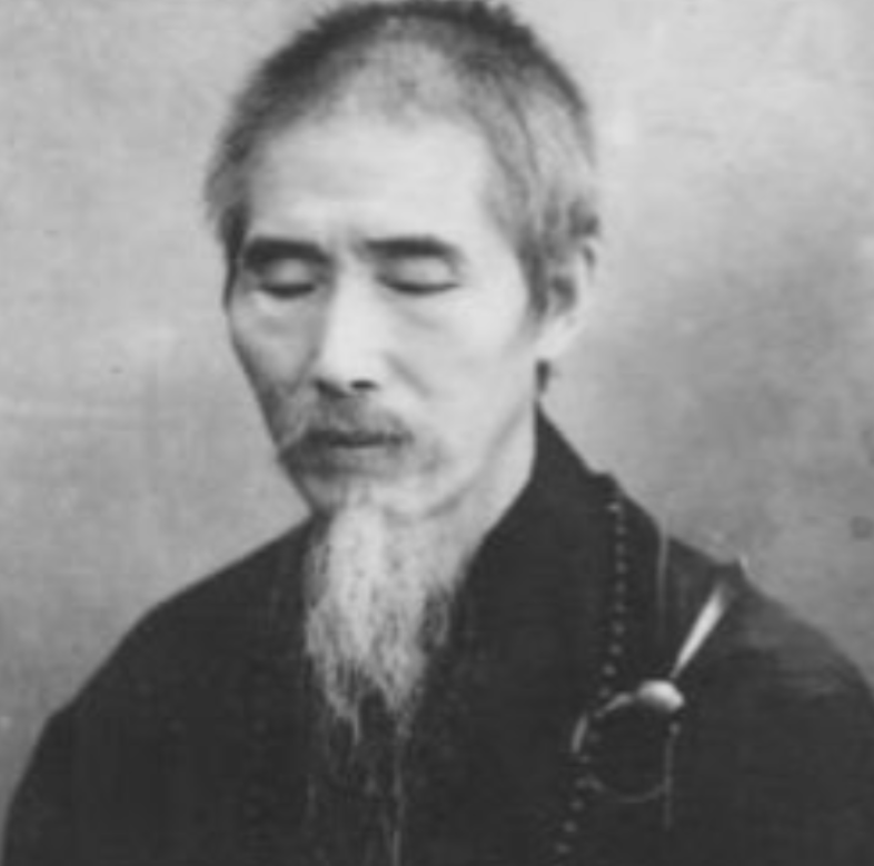 1928年3月15日，军阀冯玉祥下令攻打少林寺，长达40天的大火。这场灾难几乎毁