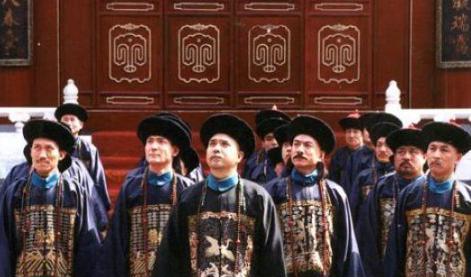 乾隆这个人，真的特别有手段
清朝那会儿的康乾盛世，简直就是咱们历史大戏里的一场豪