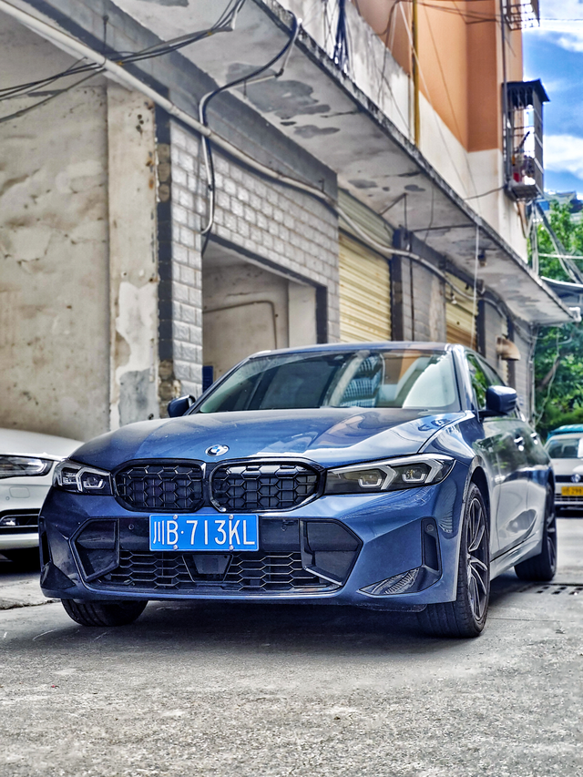 3系颜值真的高
我白说了，这颜值我只能用无懈可击来形容