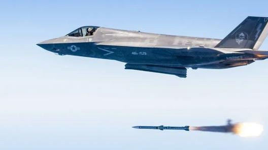 强强联合：英国F-35B将整合“流星”空空导弹，200公里射程提升