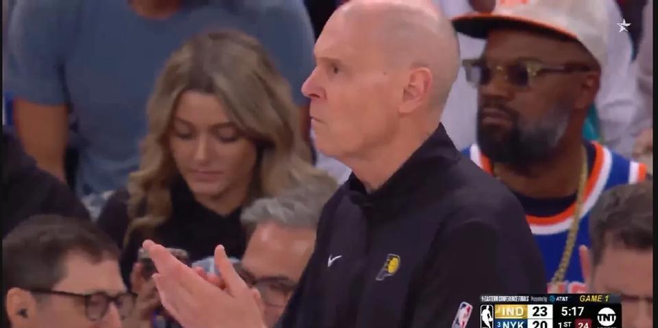 NBA季后赛东部决赛刚刚结束，步行者险胜尼克斯。不得不说，东部的决赛比西部好看。