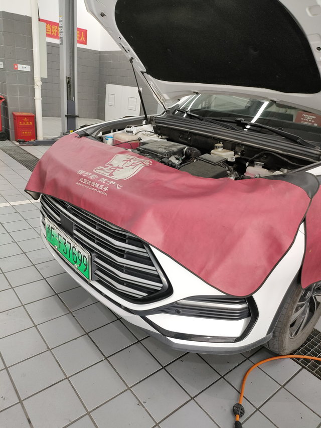 宋prodmi二保
车子行驶23500公里，hev一共才2700，二保费用525