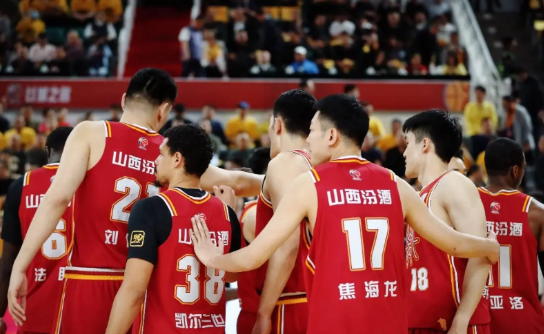 山西男篮的张宁合同已经到期，应当以顶薪续约，不然就会有其他俱乐部来签约。俱乐部最
