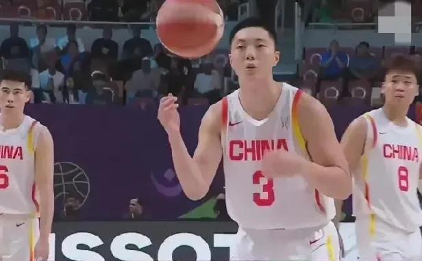 胡明轩打得如此之差，为何末节还受郭士强的重用呢。[what]
首战打沙特，作为首
