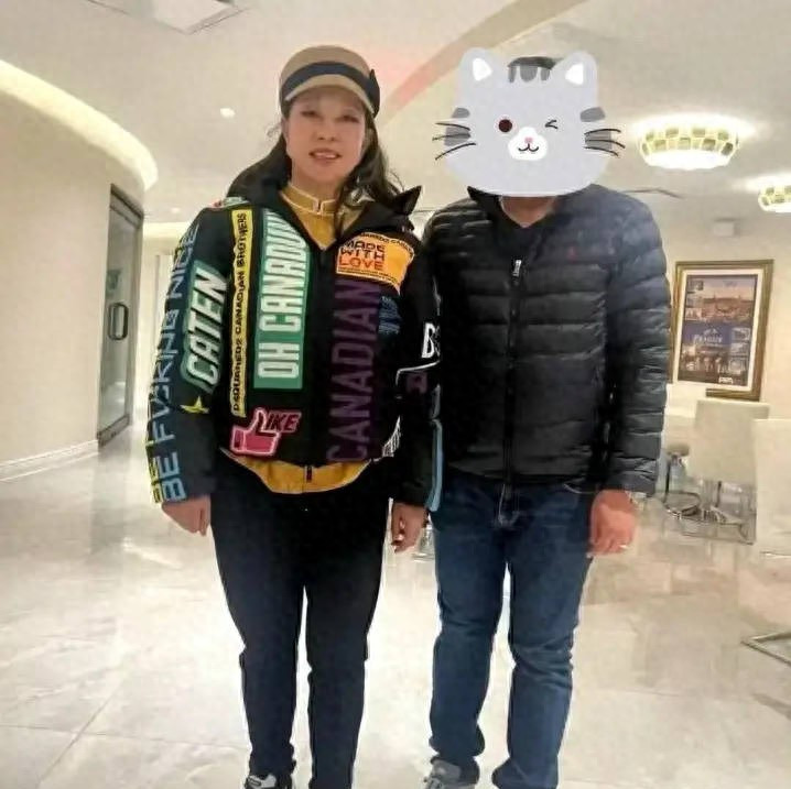 刘晓庆七十四岁美国考驾照











哇塞！不敢相信，74岁的刘晓庆竟