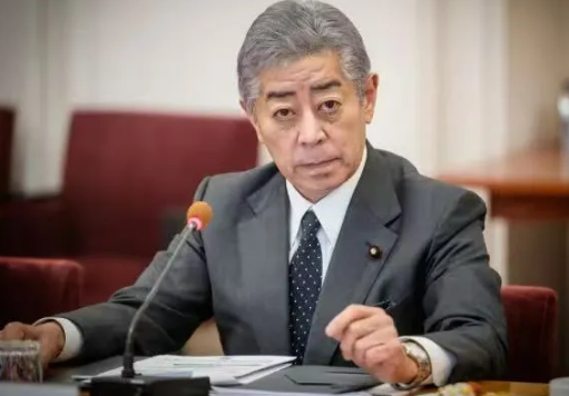 230架歼20太低估中国，日专家忍无可忍，给出一个更合理的数字