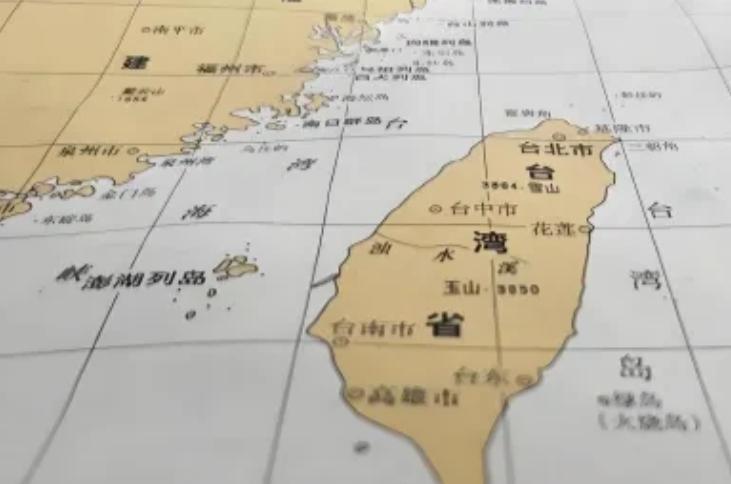台湾的统一可能会以出乎大家意料的方式完成，我觉得中国在台湾问题上已经摸到了一条路
