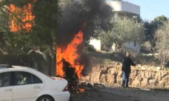 以色列突袭黎巴嫩！真主党高层被斩首，中东火药桶再被点燃？
 
2025年8月9日