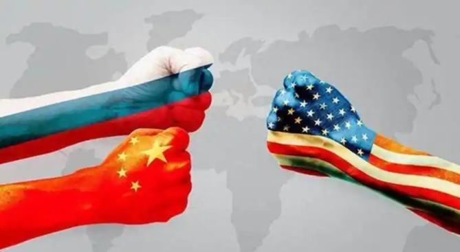 如果俄罗斯真跟美国联手遏制中国，中俄关系必将走向破裂。一旦双方反目成仇，到时候，