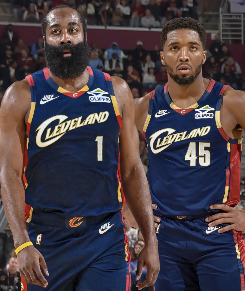 哈登➕米切尔！这对组合你看好吗？
在西部的时候，哈登可谓是米切尔的苦主，爵士连年