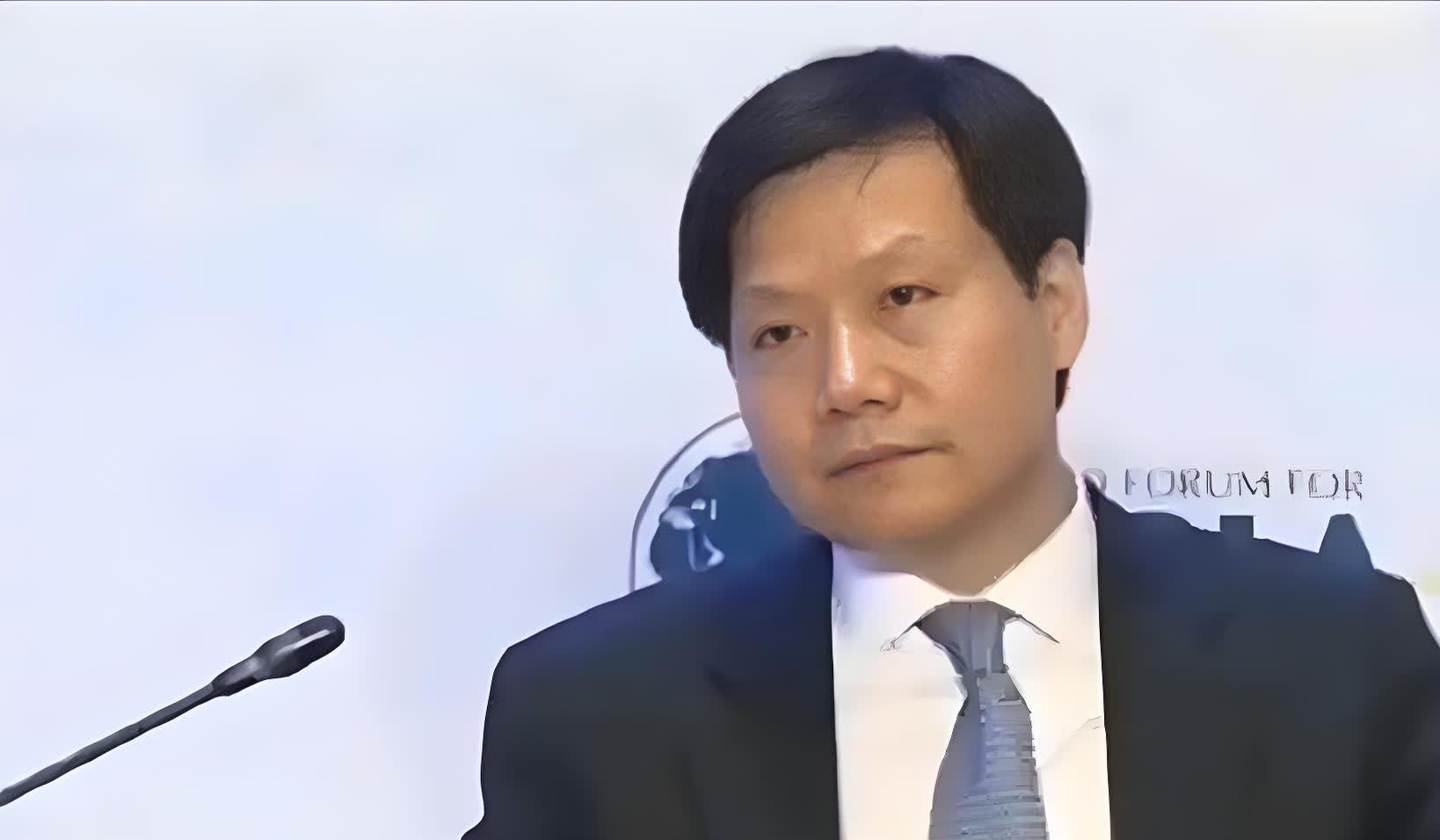 小米SU7爆炸致3人遇难，董事长兼CEO雷军发表意见。
在4月1号晚上，雷军针