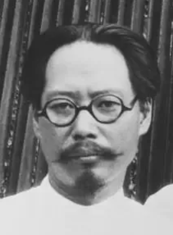 1923年，失去妻子的许地山喜欢上了冰心。但是冰心却一直把他当做师长看待。没想到