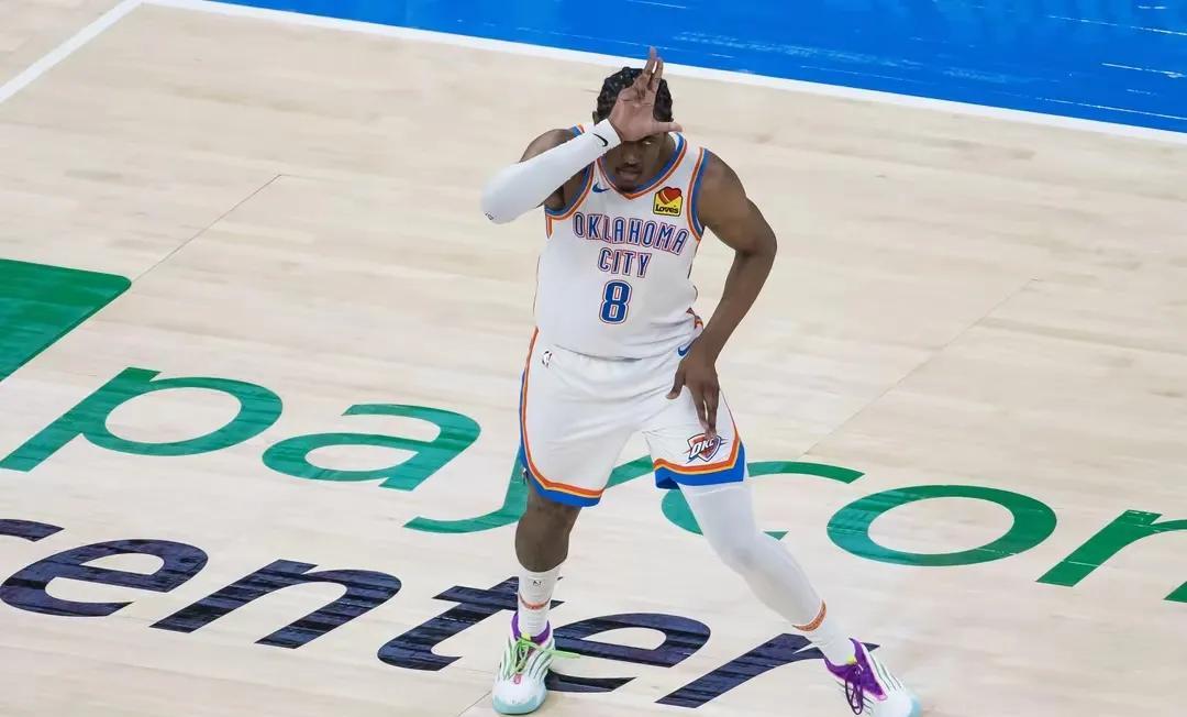 #nba# 亚历山大最强队友啊，杰威太可怕。
西决场均23+这数据太完美，而且比