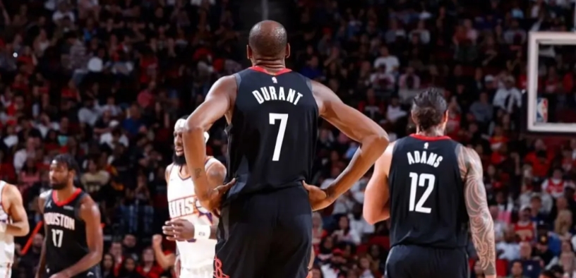 杜兰特拯救了火箭，不然又会被骂惨！

杜兰特绝杀球之前，其实火箭的关键时刻打的依