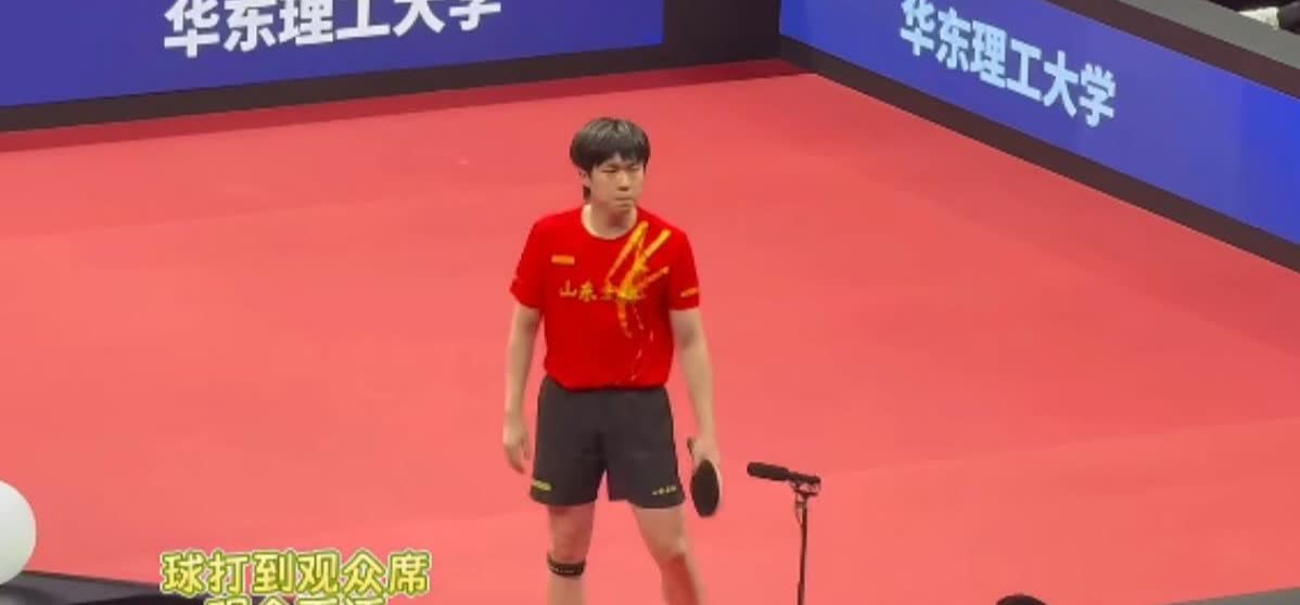 王楚钦打个比赛真的是啥事都能碰到。
昨晚与李天阳一战很激烈，毕竟跟削球手打费体