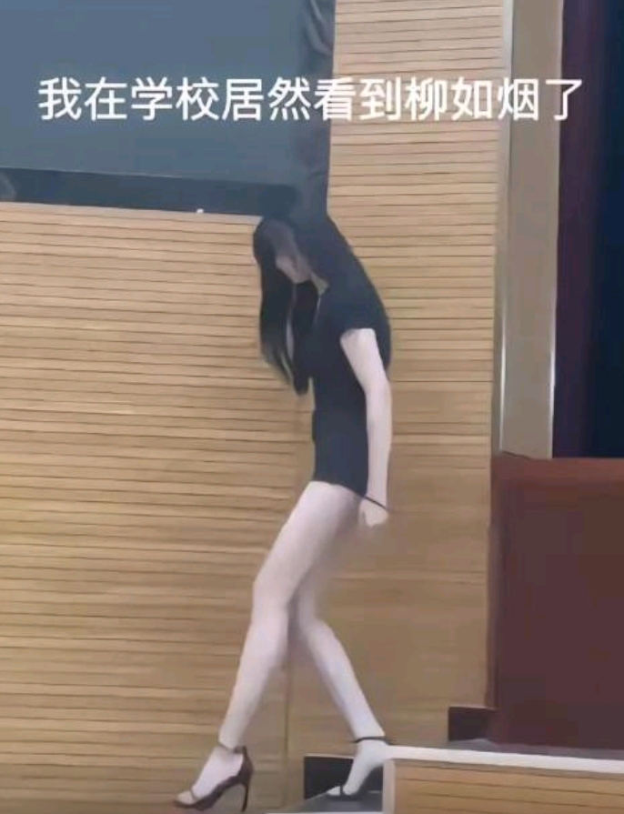 要不是在学校，我真以为我走错地方了。