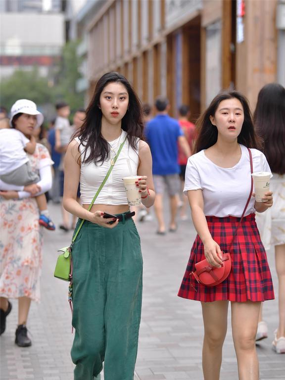 八卦+吐槽 女人需要闺蜜的10大原因