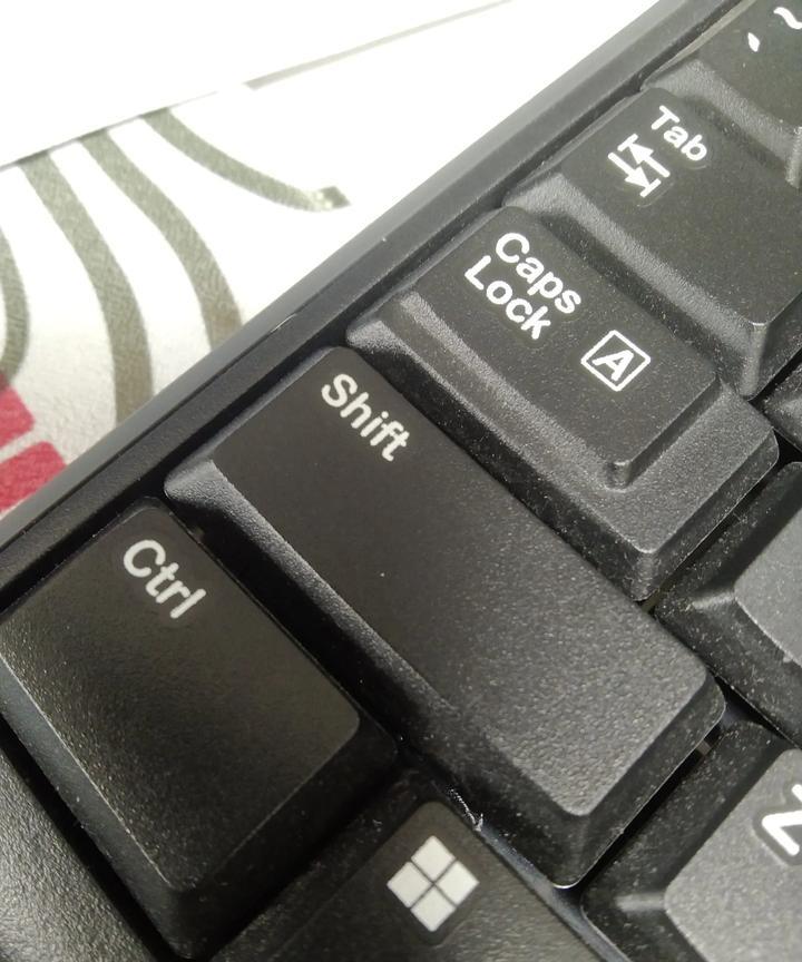 如果领导落水了怎么办？
这怎么也得先申请救援预算，提救援计划，再写个救援方案，审