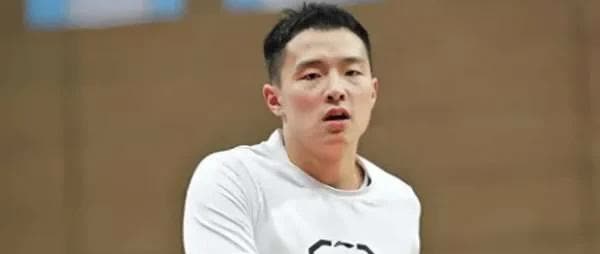 王奕博转会纠纷“击穿”cba交易管理规定。

王奕博转会青岛，按照cba“交