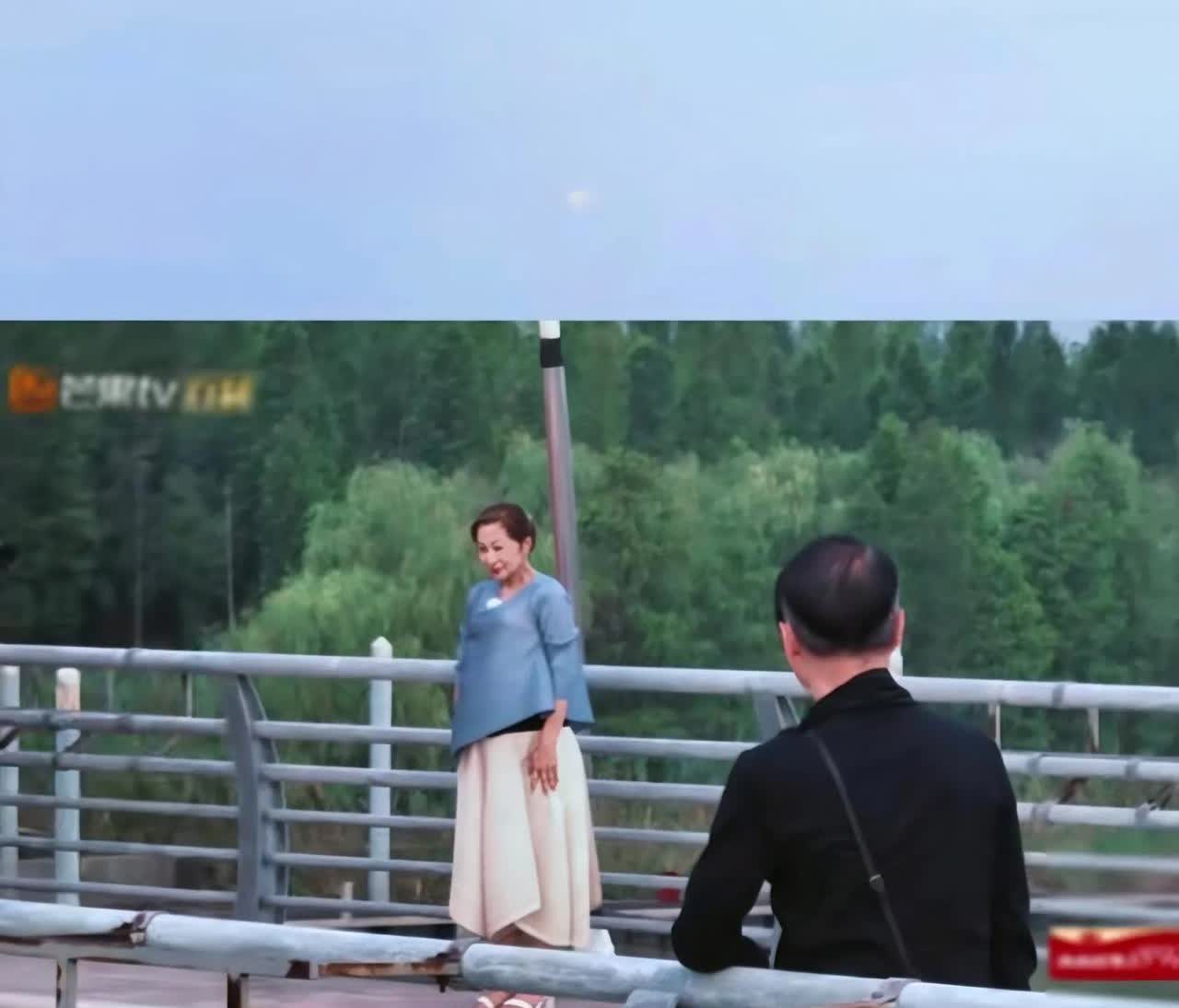 艾威妻子走后
要还的债才是烂摊子
今年4月才预支了50万元
他的家底早就掏