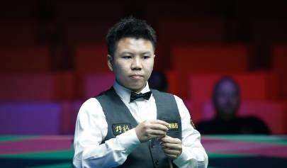 周跃龙6-4击败王信伯，晋级64强！2025斯诺克南京国锦赛最新赛况！
在刚刚结