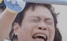范志毅没签“保咪协议”，这表情真的太有冲击力了！
在近期热播的综艺《哈哈哈哈哈》