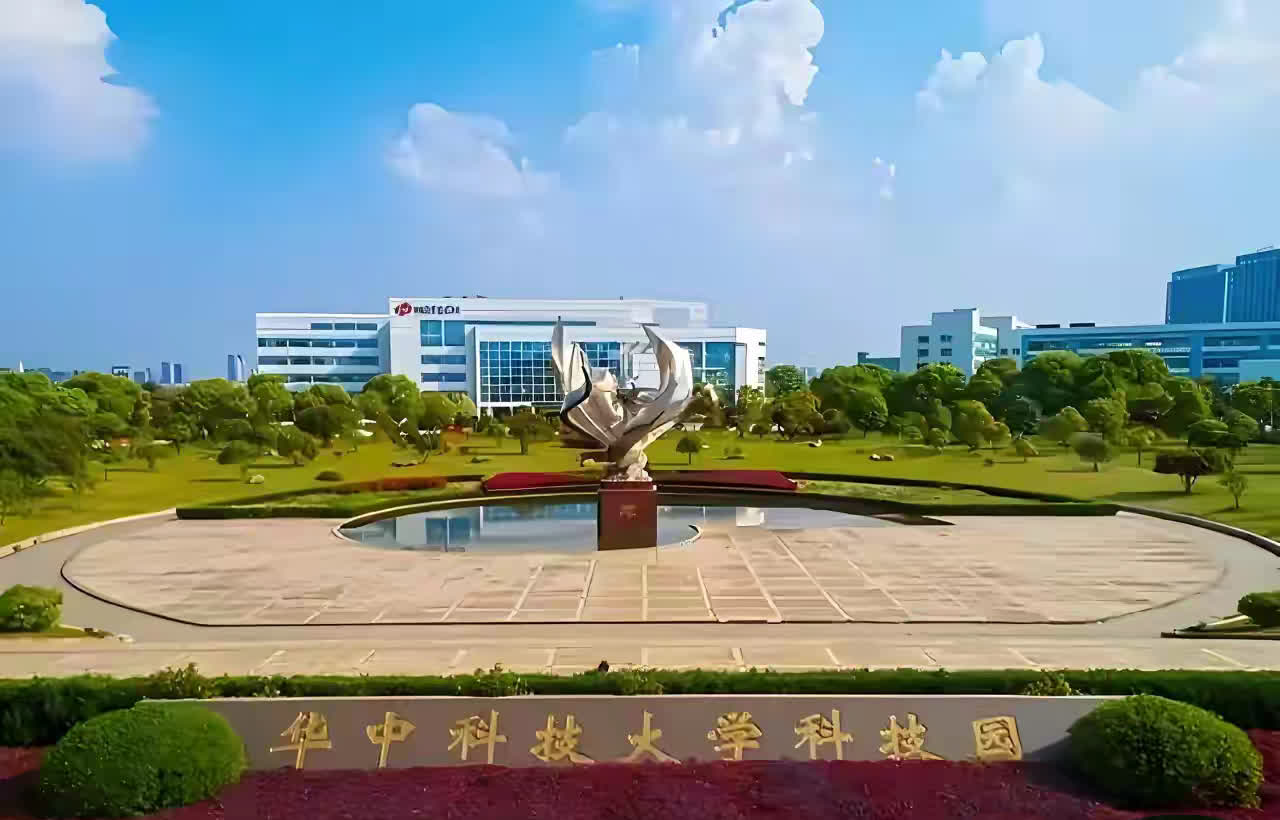 想进华为拿高薪，这三所大学堪称进华为的 “黄金敲门砖”！