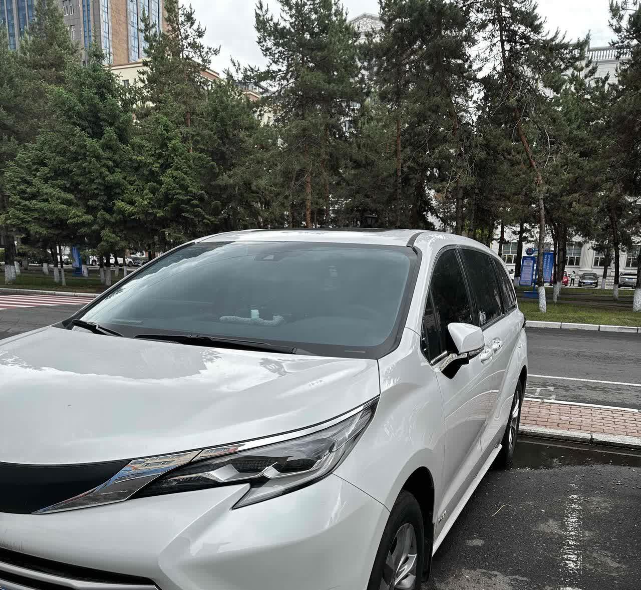 2025年还会有人选择这台丰田塞纳吗？配置低 噪音大 但是这台车全国全年的销量第