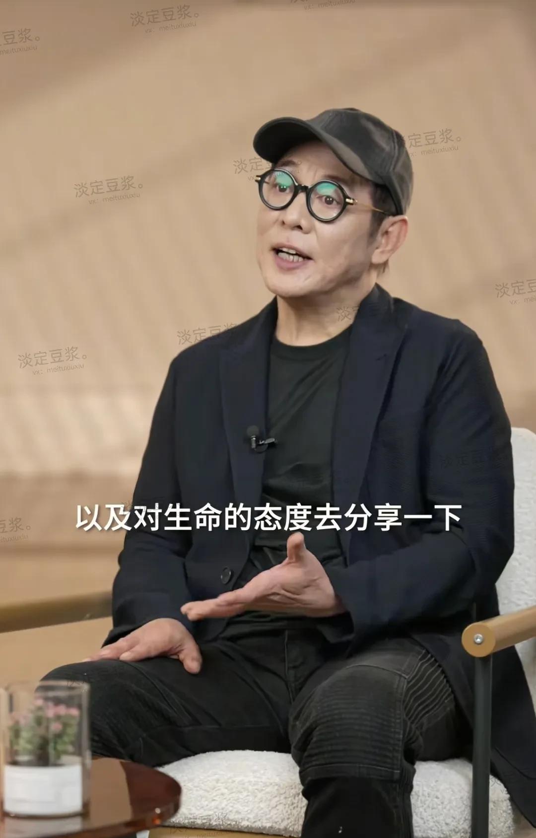 我真是佩服得五体投地，看人家李连杰在某平台发三个视频粉丝就56万了，我去看时52