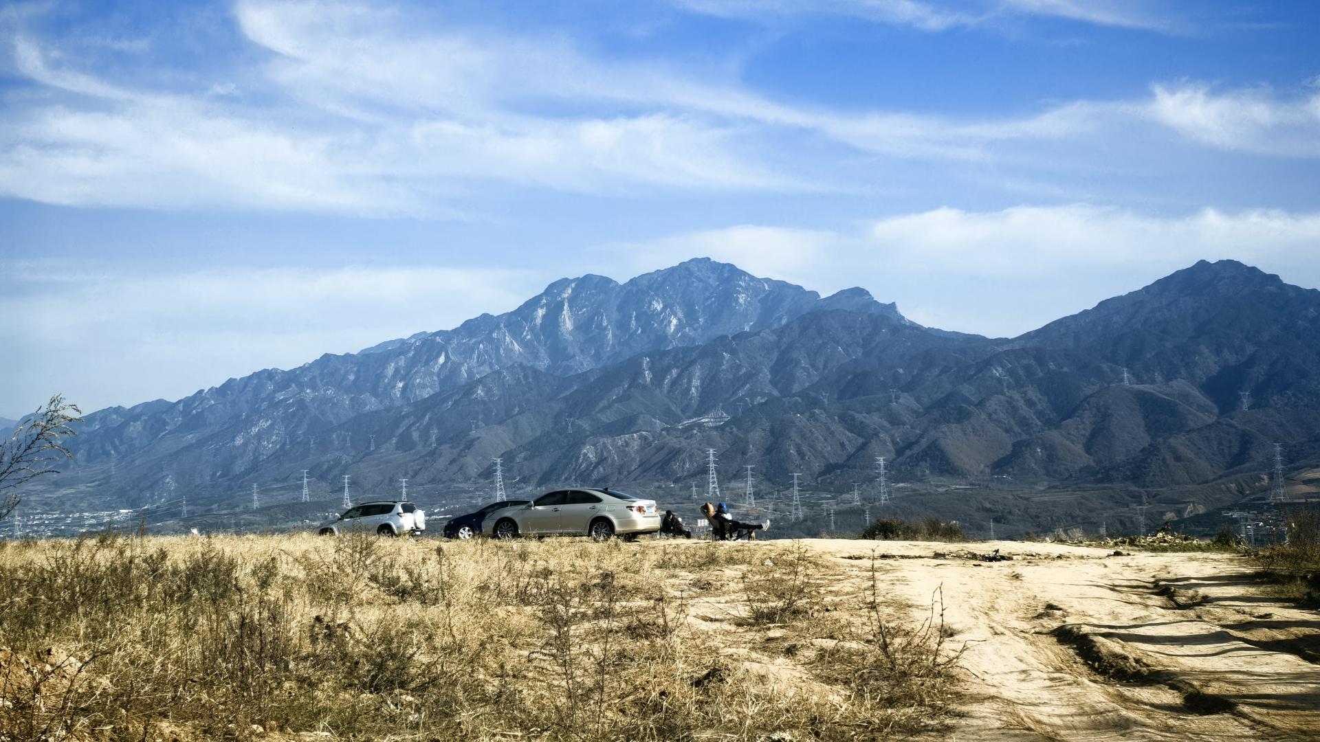 轻松开车看山景：有蓝田这条最美“山景路”，就没环山路什么事了