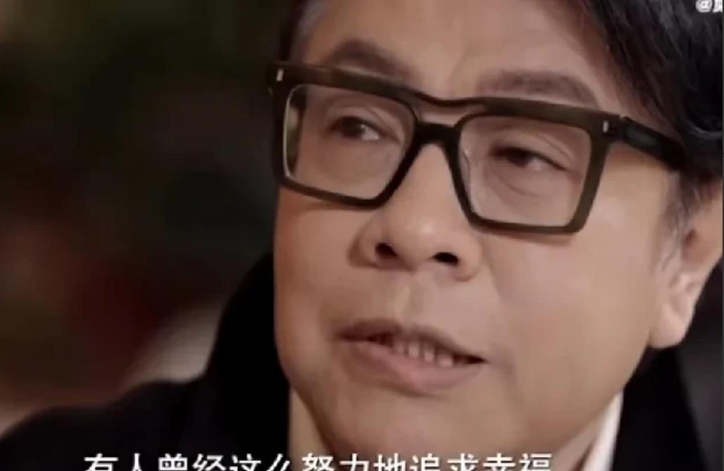 蔡康永在采访中说，大S一直都在努力的追求幸福，她和具俊晔在一起的时光就是最幸福的