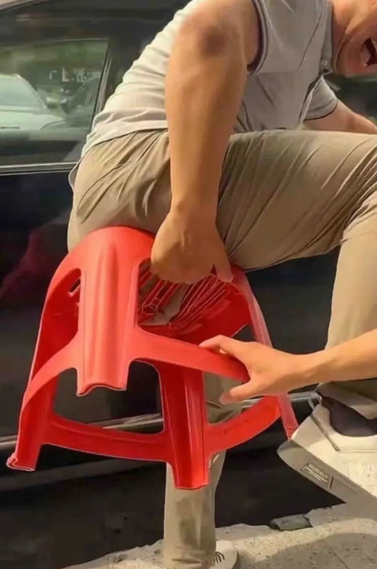 一抹淡淡的痛，谁又能明白呢