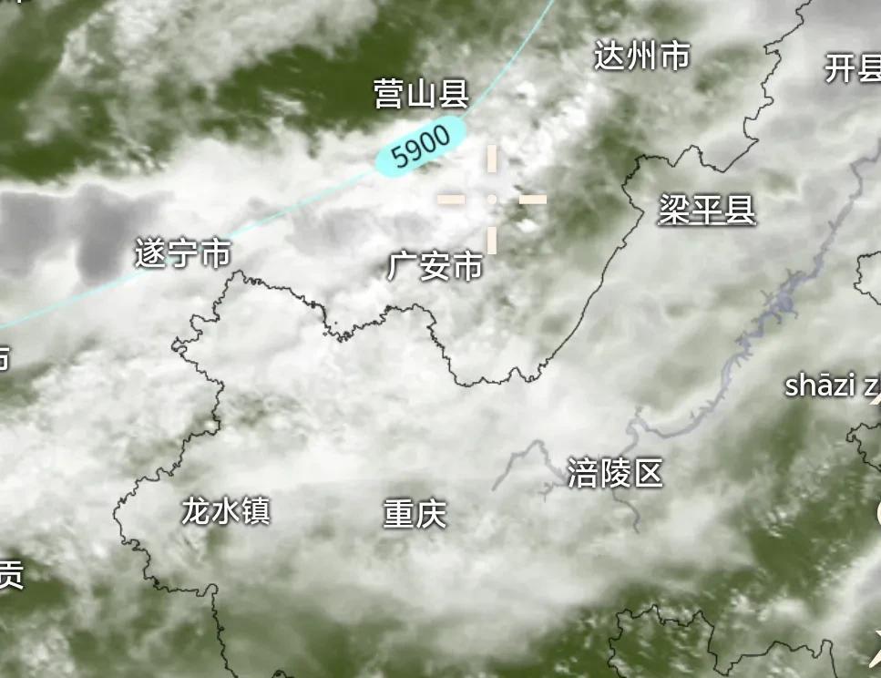 从今天的天气图实况来看，今天副热带高压依然是控制我国中部大部分地区，而且副热带高