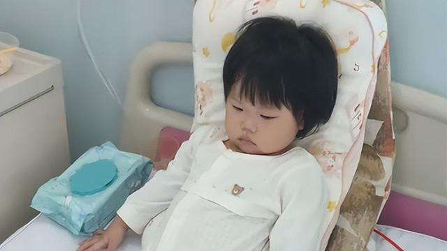 33岁男子自爆患产后抑郁，全职带娃2年，工资从2万变3千后被离婚