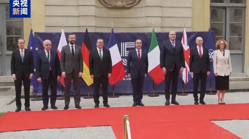 欧洲大国在行动

3月12日，英国、法国、德国、意大利、波兰五个欧洲大国国防部长