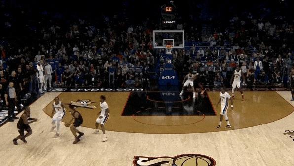 马克西险些掉球后极限出手三分不中，76人3分之差惜败活塞