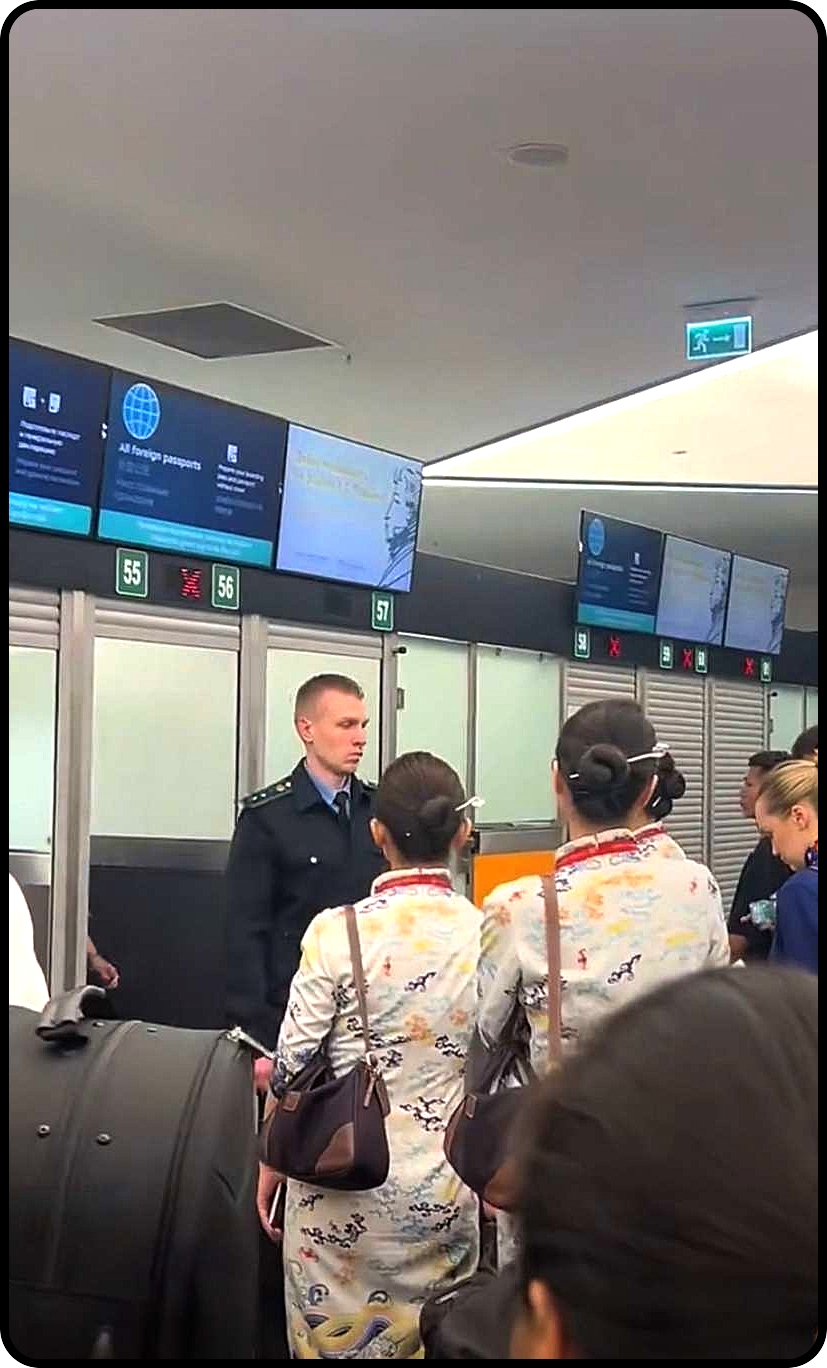 中国空姐和外国机长