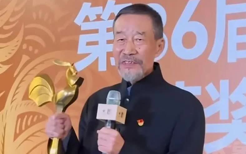 李雪健手写信悼念朱媛媛，字字情深

2025年5月，朱媛媛病逝后，李雪健以手